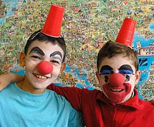 <p>fröhliche Clowns</p><br />
